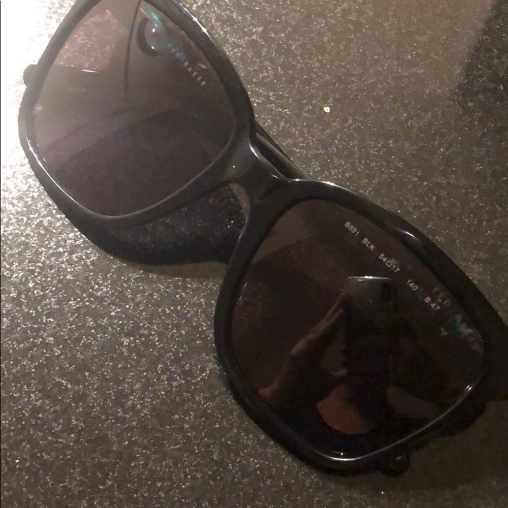 NWOT Ted Baker Sunglasses